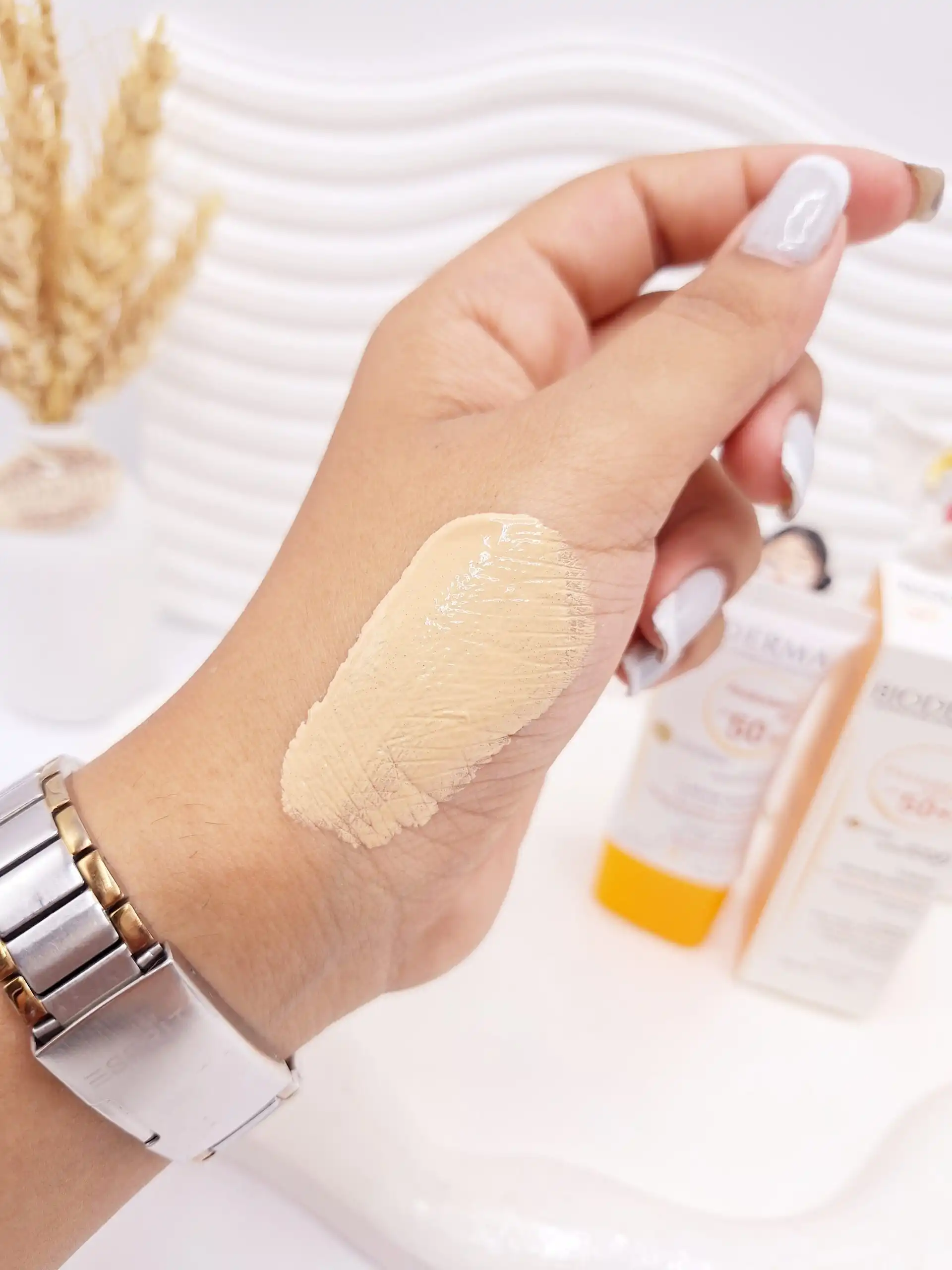 ضد آفتاب رنگی بیودرما مدل spf 50 حجم 30 میل کد 1169