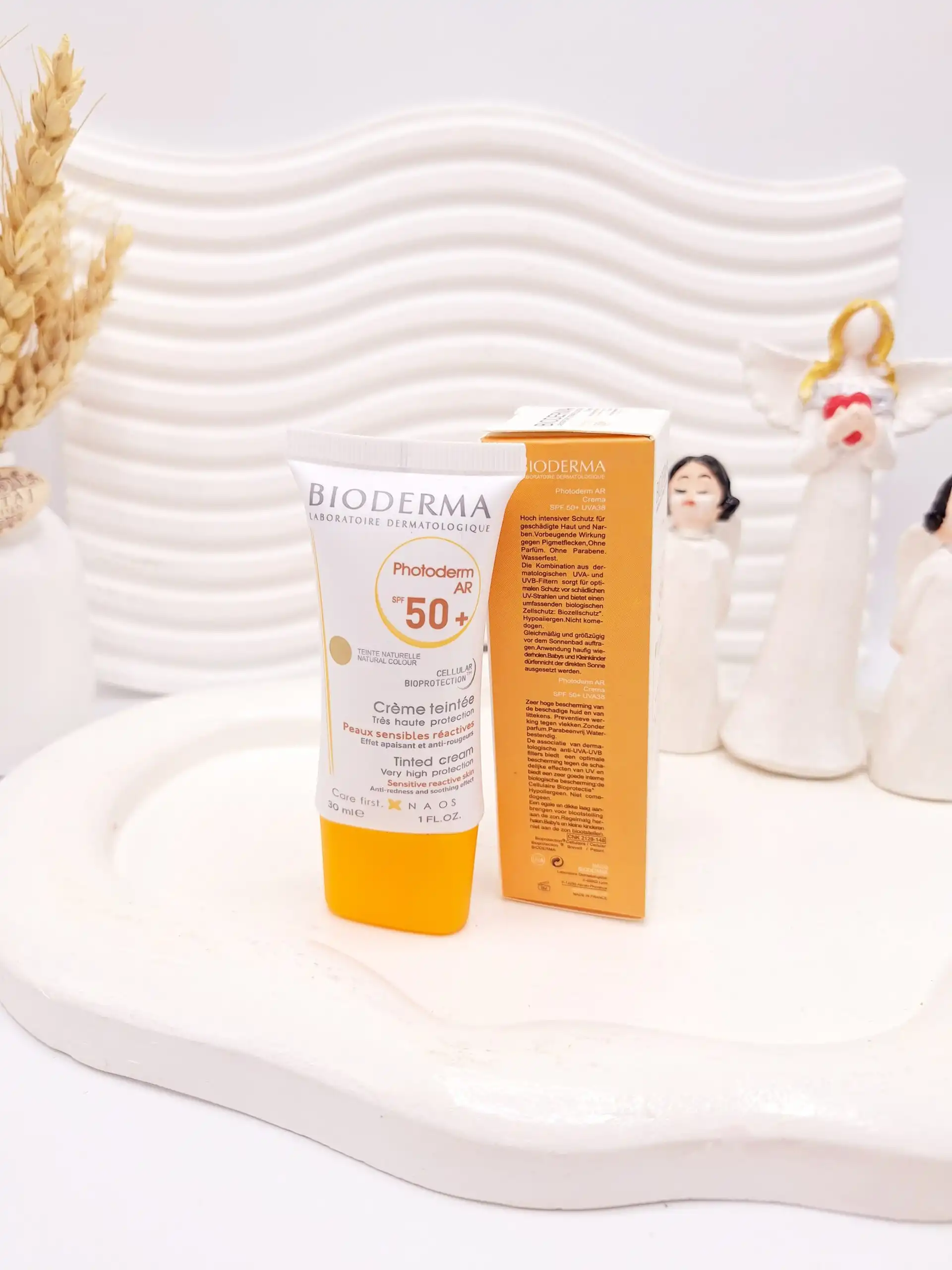 ضد آفتاب رنگی بیودرما مدل spf 50 حجم 30 میل کد 1169