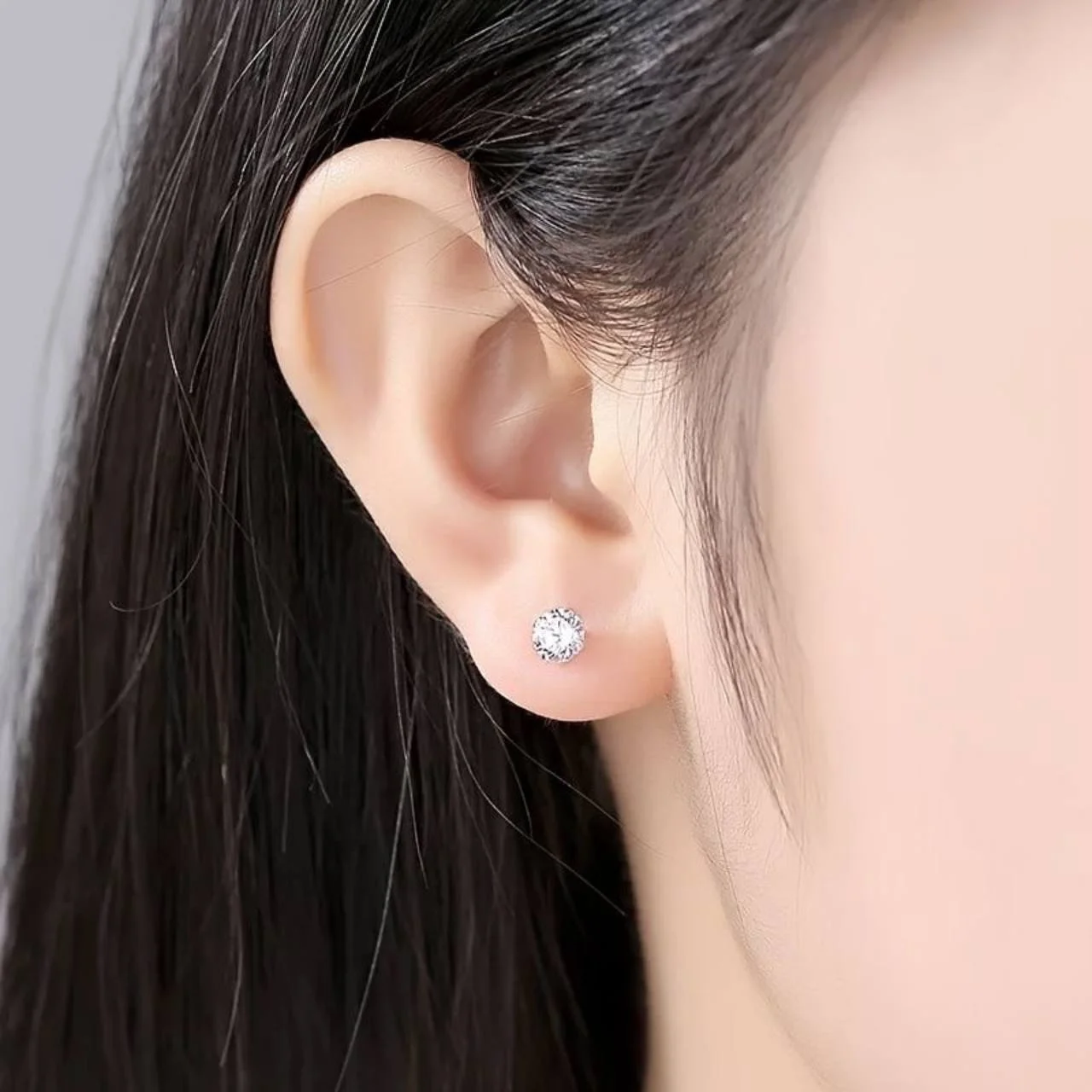 گوشواره مگنتی تک نگین بدون نیاز به سوراخ کردن گوش