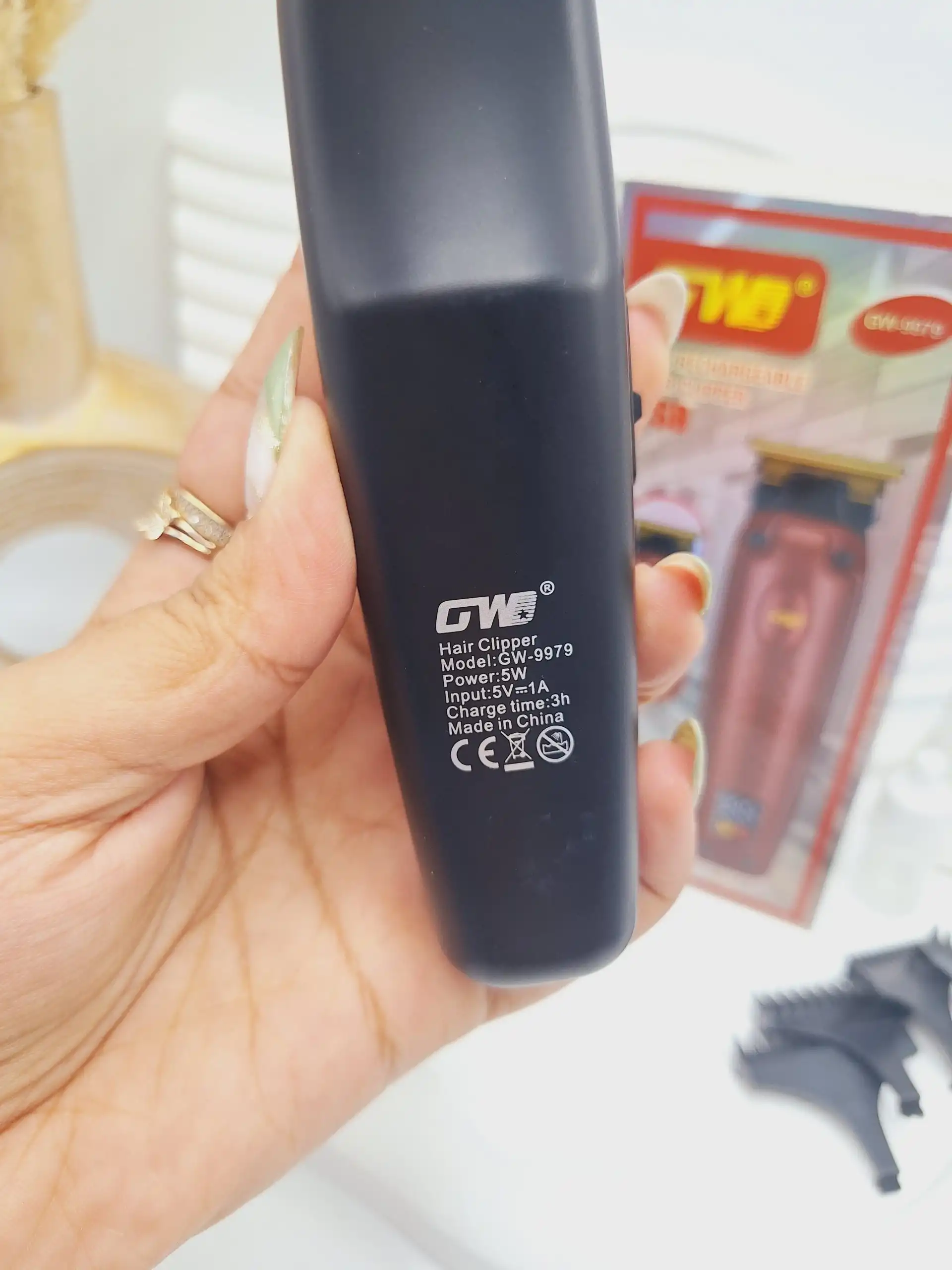 ماشین اصلاح و خط زن جی دبلیومدل GW-9979
